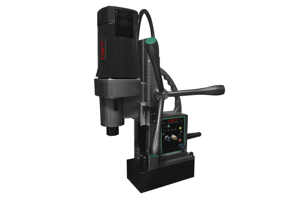 Магнитный сверлильный станок DWT MBMP15-28 BMC