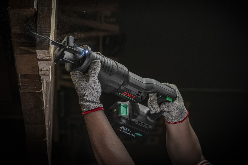 Аккумуляторная сабельная пила DWT ASAP-20-4C2 BMC